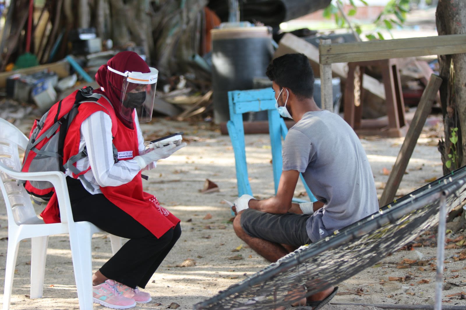 The Maldives Red Crescent was one of 11 National Societies that took part in an IFRC-Climate Centre research programme on climate, health and livelihoods. (MRC)