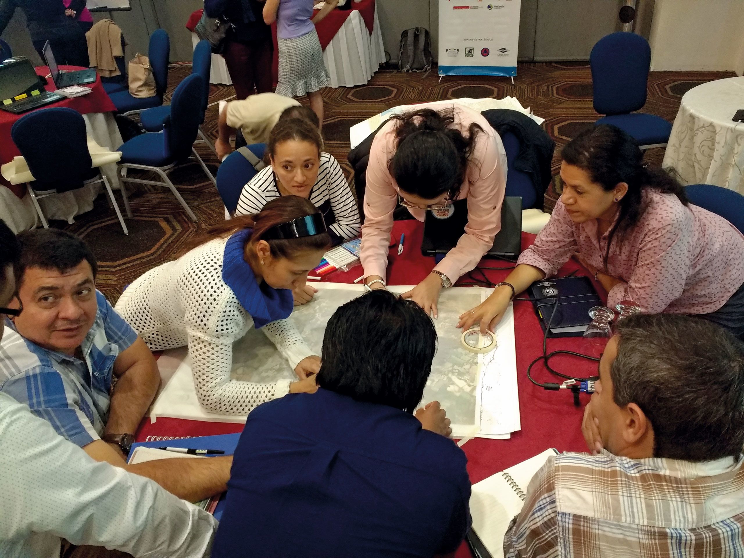 Risk and vulnerability analysis exercise of the Municipality of Salamá, Baja Verapaz, during a workshop with SEGEPLAN planning specialists